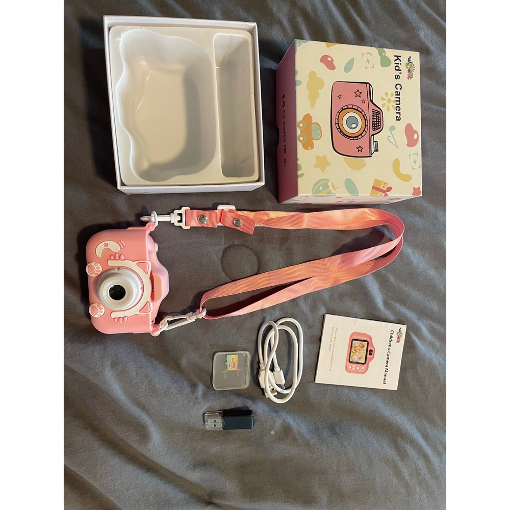 Wisairt‎ Kids Digital Camera Pink Cat Silicone Case 32GB SD Card USB Reader Set